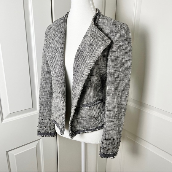 Banana Republic Edgy Metallic Stud Italian Fabric Tweed Jacket - Gray - Size 2 - Picture 1 of 14